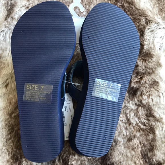 MIXIT Slip On Navy Wedge Sandals - Picture 3 of 3